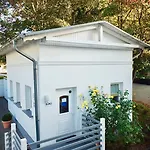 Myhome Ruegen - Haus Johanneshorst Aparthotel 4*