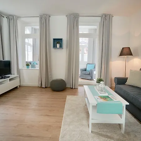 Myhome Ruegen - Haus Johanneshorst Apart Otel