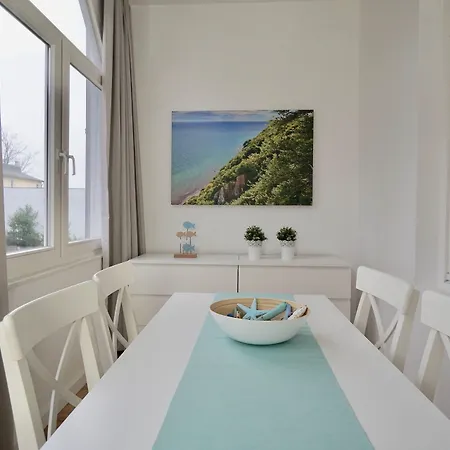 Myhome Ruegen - Haus Johanneshorst Apart Otel 4*