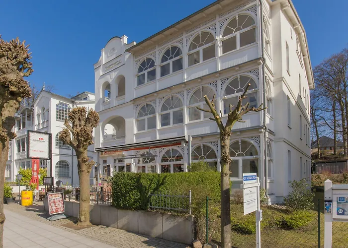 Apartahotel Myhome Ruegen - Haus Johanneshorst 4*